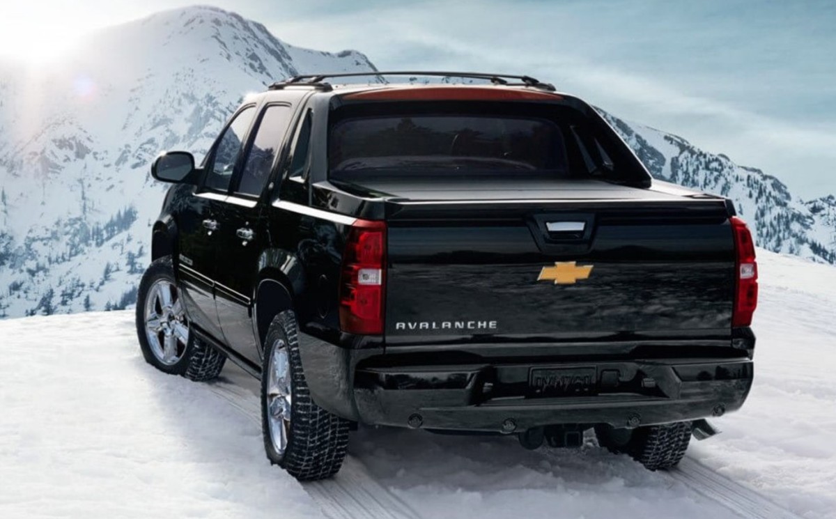 2023 Chevy Avalanche release date