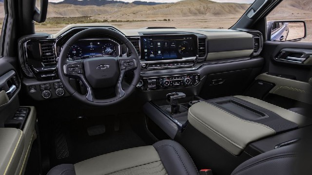 2023 Chevrolet Silverado ZR2 interior