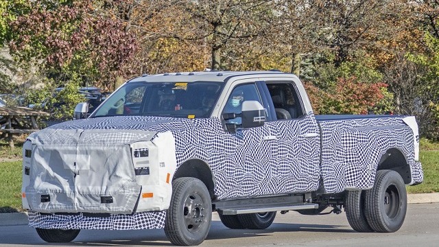2023 Ford F-250 spied