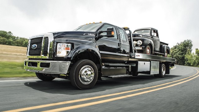 2023 Ford F-650 towing