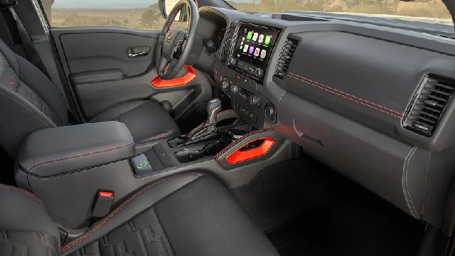 2023 Nissan Frontier Pro-4X interior
