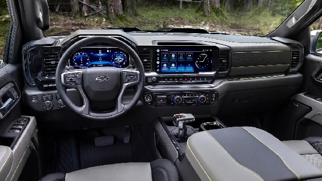 2024 Chevy Silverado 1500 interior